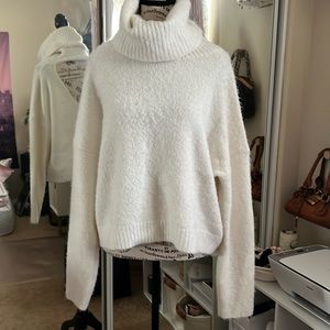 Olivaceous Turtleneck